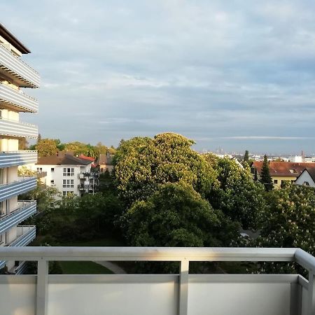 Apartment Frankfurt City View - Oberursel Exterior foto